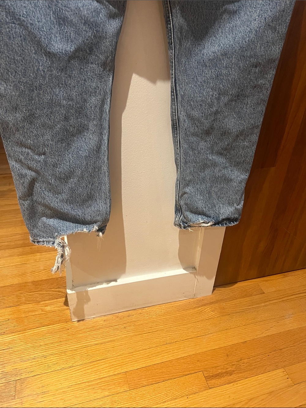 Agolde medium Wash RILEY Blue Denim Jeans size 31. Worn twice. - Picture 11 of 15